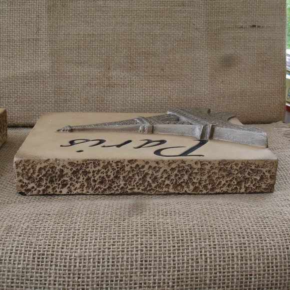 Vintage Chalkware Paris & Pisa Plaques Set of 2 - Picture 4 of 16